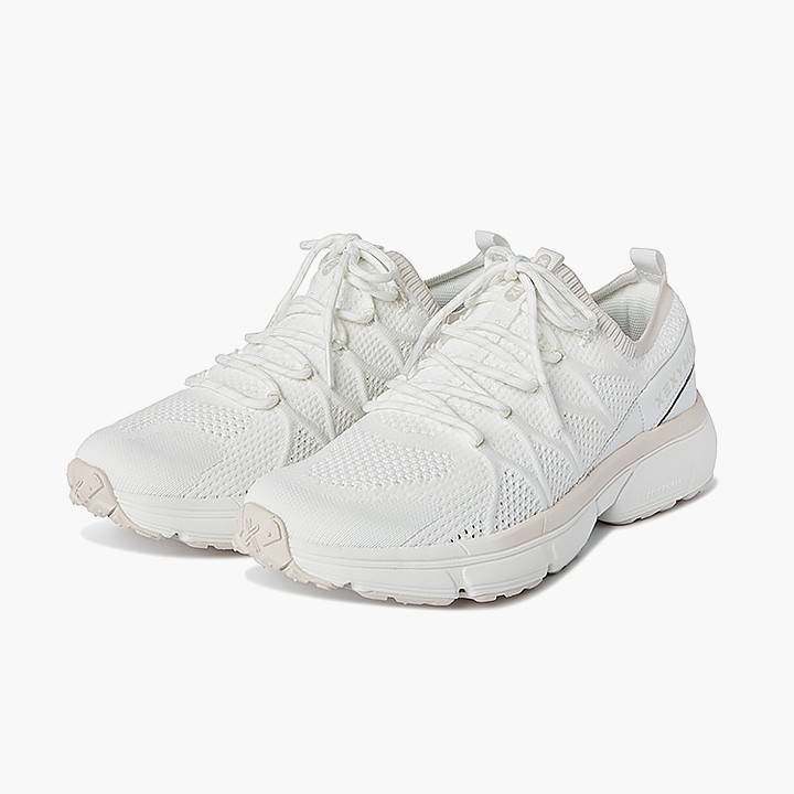 XS0202H X-Fit Runner Pure White Etc