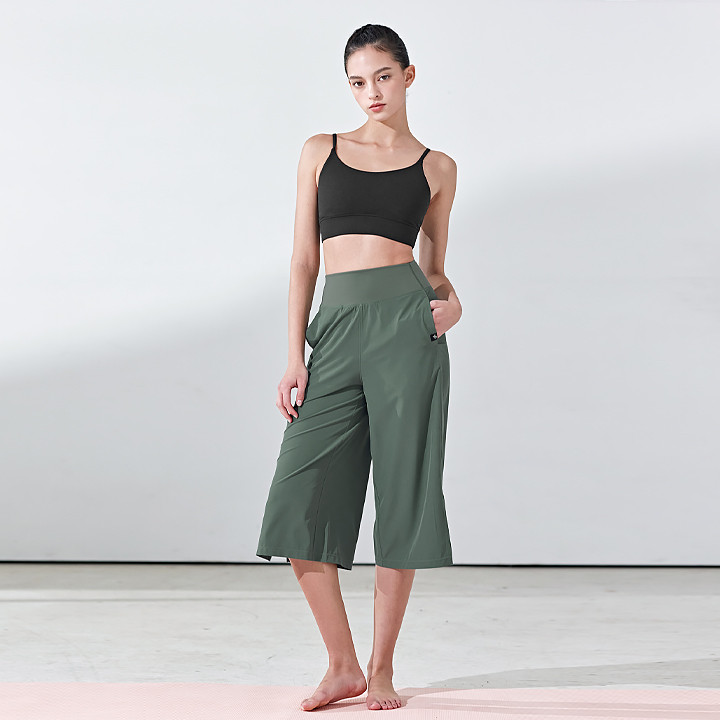 XWFTP03J1 Light Breeze Wide Pants Gothic Green Bottom