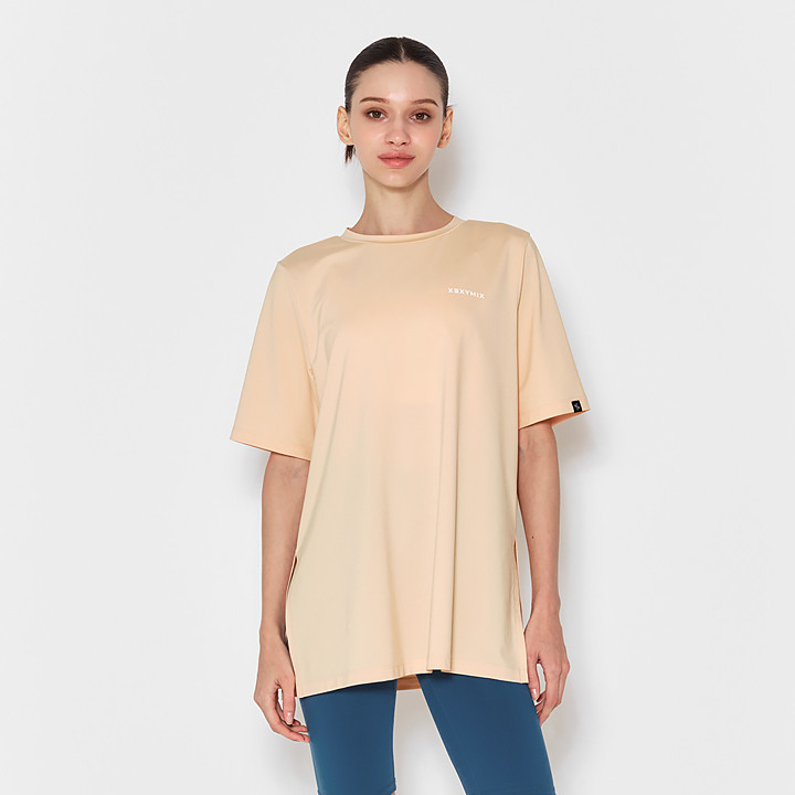 XWFST01J2 Cool Light Oversized Short Cream Blush Top