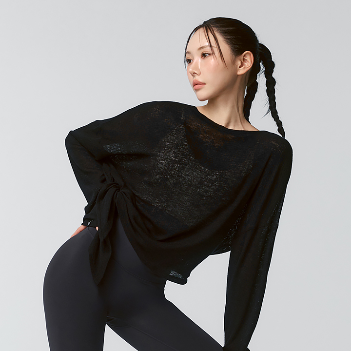 XFK1ER1101 Long Sleeve Black Top