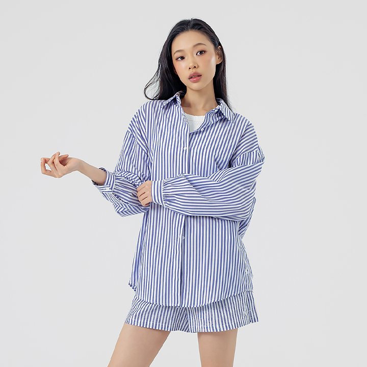 XFK2HC1102 Soft Stripe loose fit Shirt Blue Whale TOP