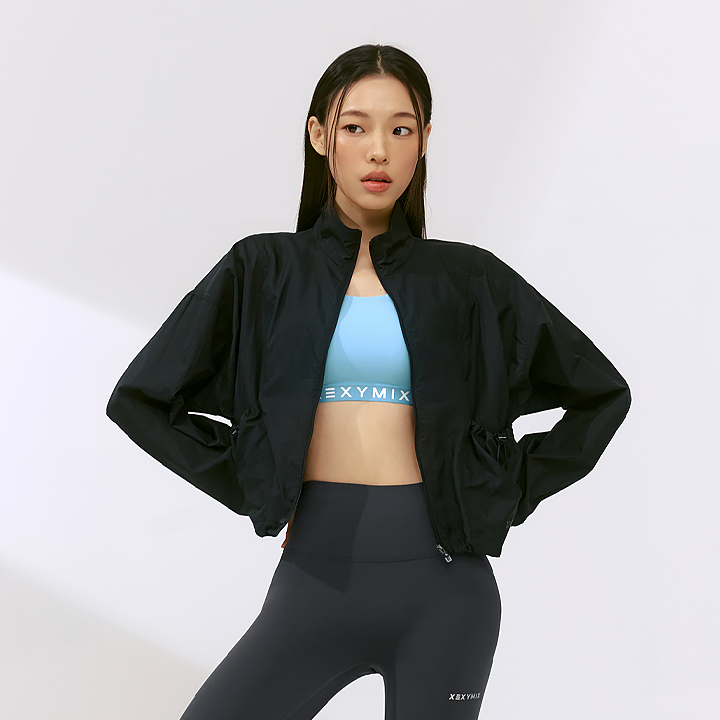 XFK2JL1101 Airy High-Neck Crop Windbreaker Black TOP
