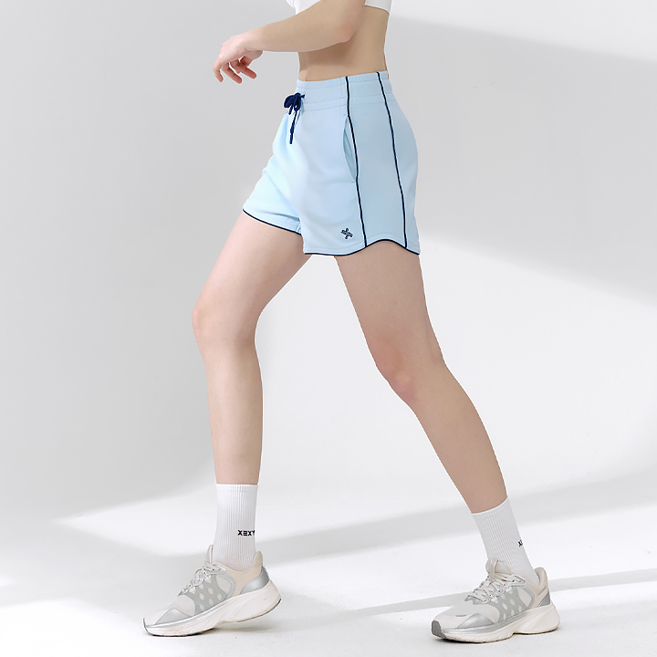 XFK2PS1103 Color Block Piping Curve Shorts River Blue BOTTOM