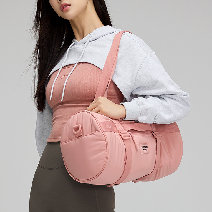 XEB215I Round Gym Bag Etc