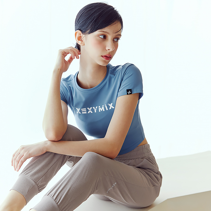 XA5203T Cy Blue Top