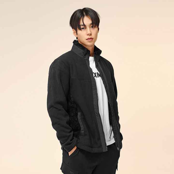 XO2194G Black Top