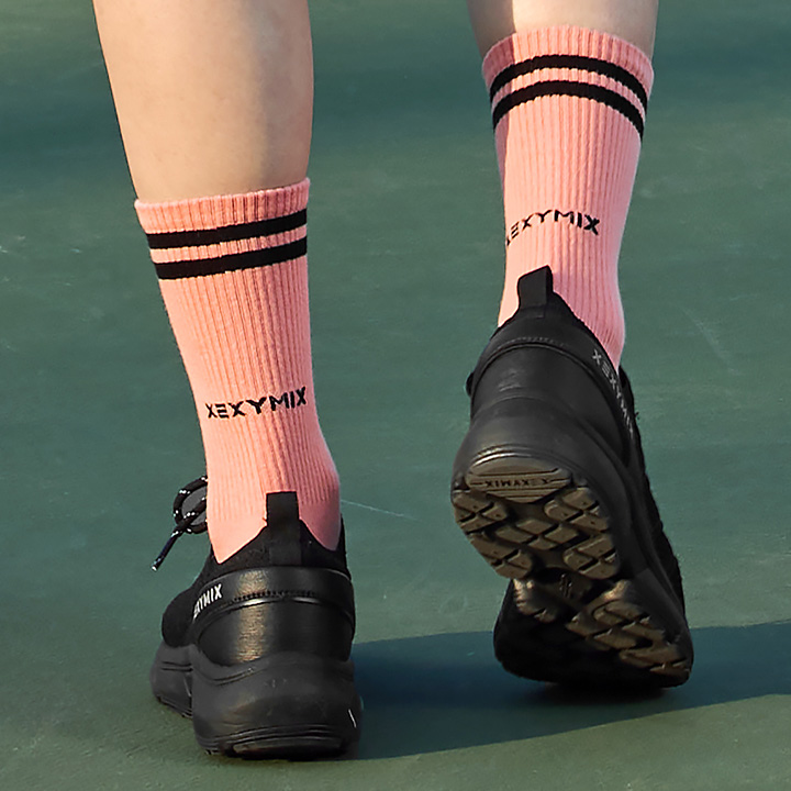 XE1102H Non Slip Line Crew Socks etc 