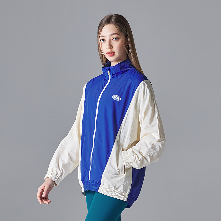 XA5447H Blue Cream Top