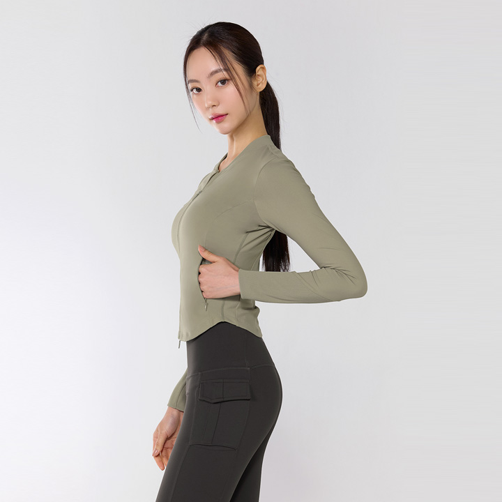 XWFGJ01H3 Fog Khaki Top