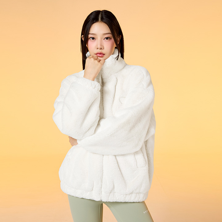 XTFJK04H4 Snow Cream Top