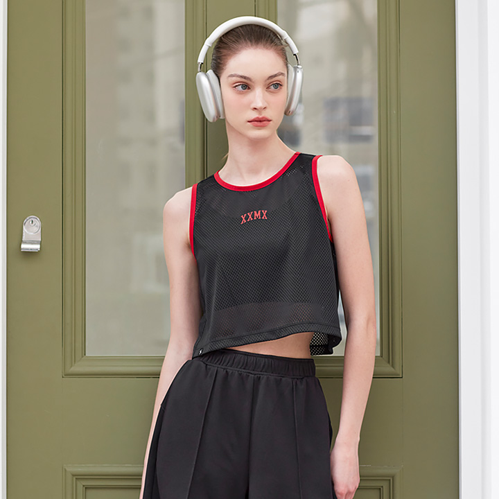 XWFSL04J1 Black Top