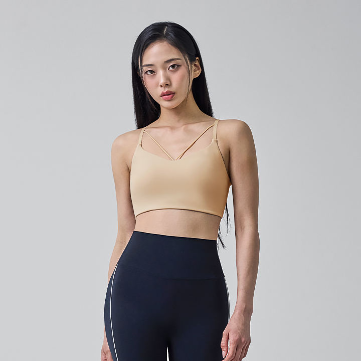 XFK3BR1522 Black Label Signature Power Rise String Top Sweet Cream TOP