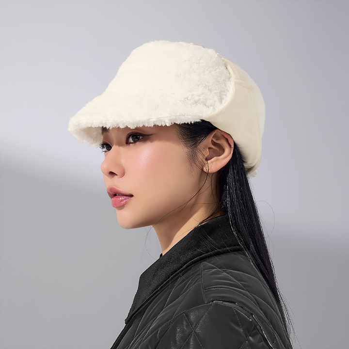 XUK4AC1704 Shearling Fur Earflap Cap ETC