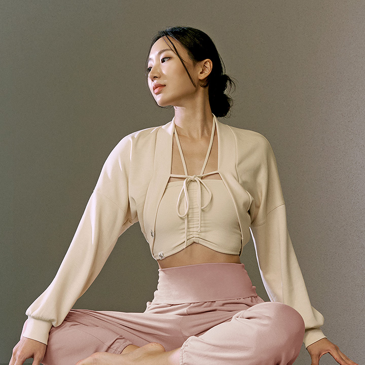 XWFLT05H3 White Swan Top