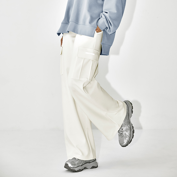 XTFTP10J3 Cotton Fluffy Cargo Wide Pants BOTTOM