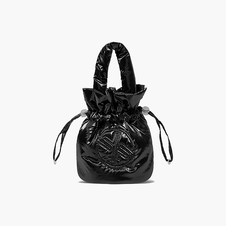 XUK4AB1701 Glossy Padded Bucket Bag 