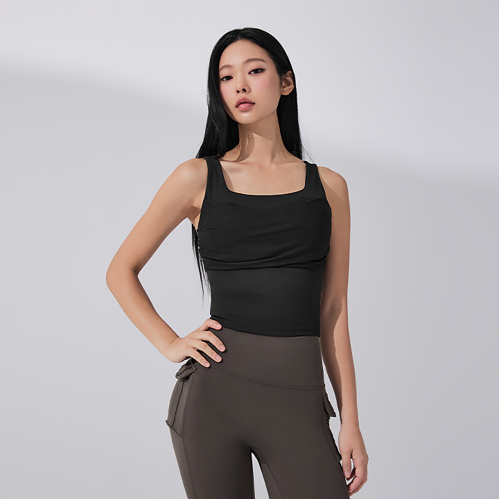 XFK3BL1506 Black Label Signature Power Rise Shirring Tank Top