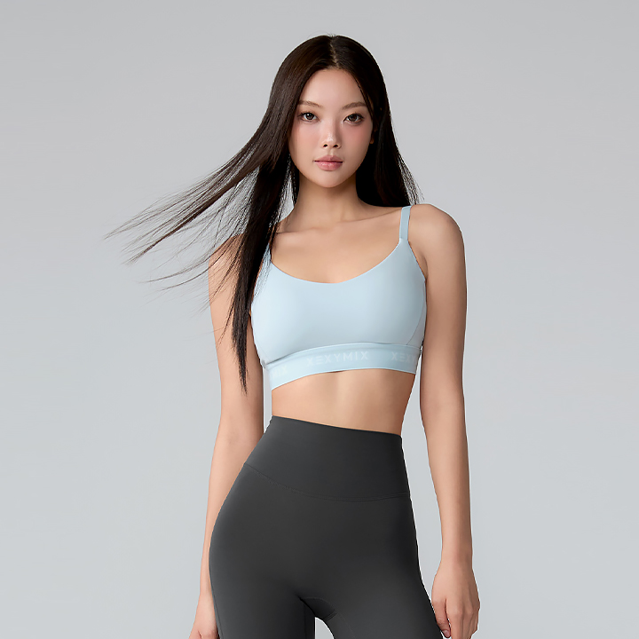 XWFBR15J3 Black Label Signature Power Rise Logo Bra Top 