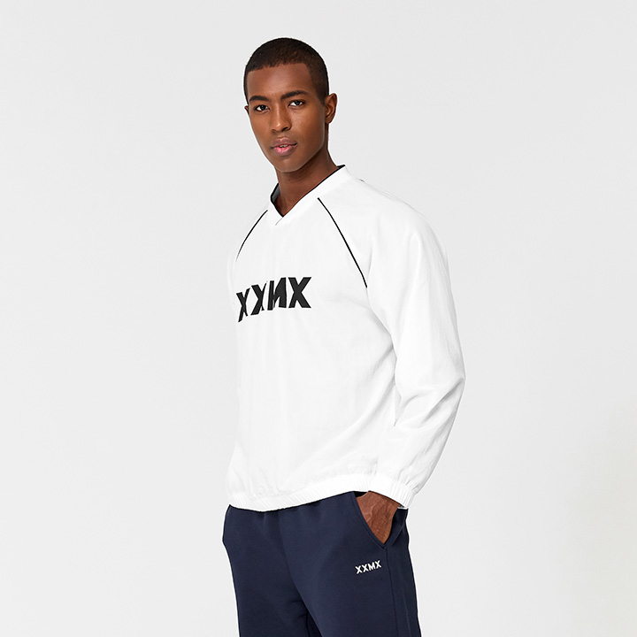 XMMMT01H3 Wind Tech Long sleeve White Top