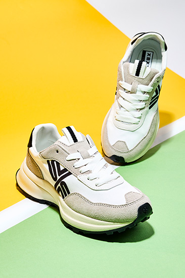 XEB219C Stone White Etc