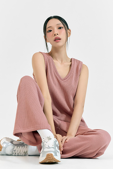 XFK3TE1104 Cozy V-neck Sleeveless TOP