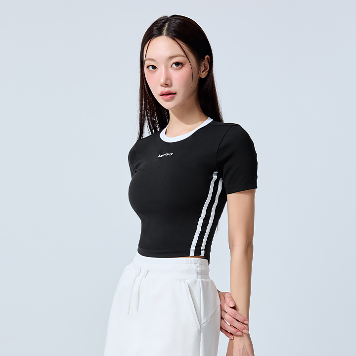XFL2TS1111 Sporty Trackline Crop Short top