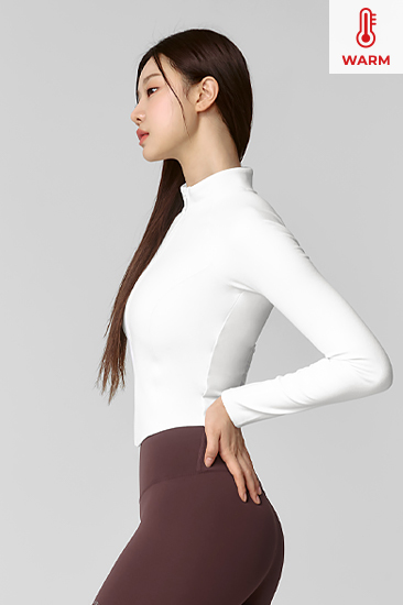 XTFGJ05J3 Active Crop Slim Fit Zip-Up Jacket Soft Ivory Top