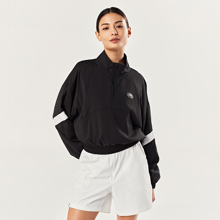 XTFOJ01J1 Crease Colorblock Anorak Top
