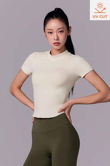 XFL3BC1501 All-in-One Inpad Mock Neck Crop Short Top